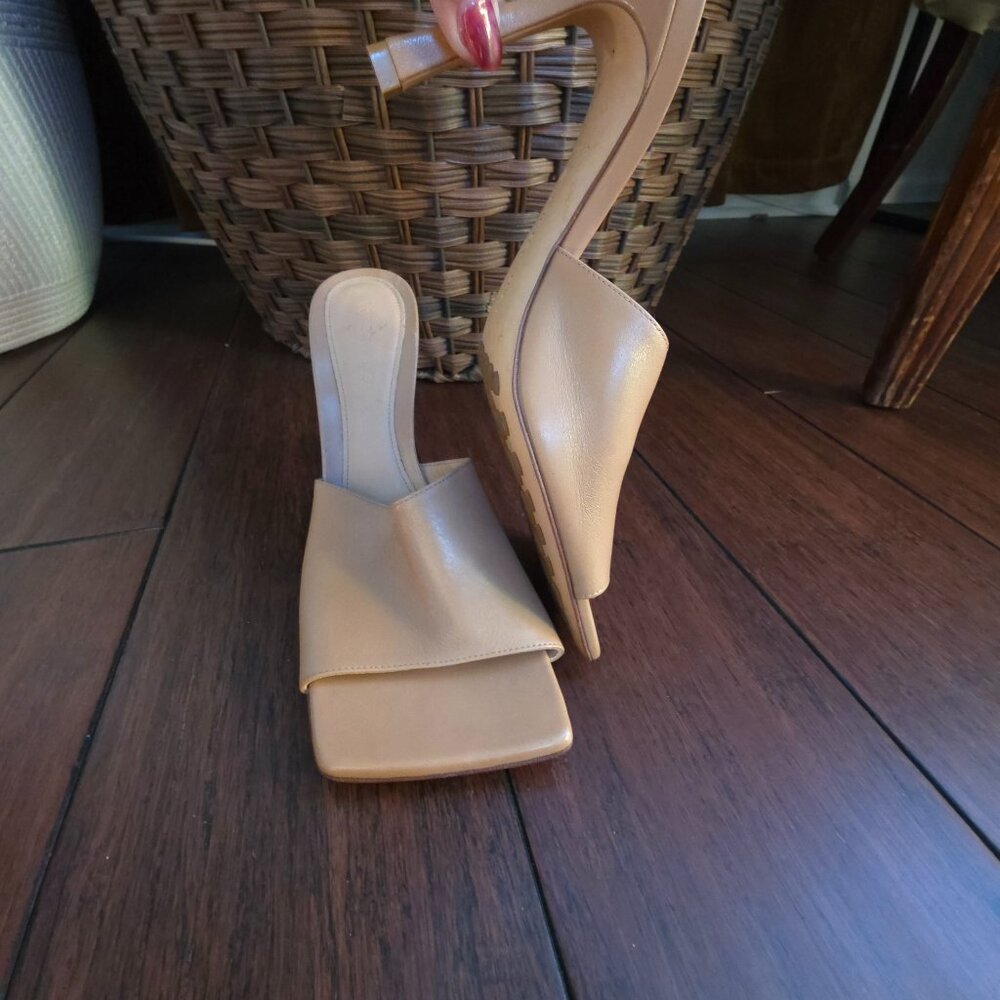 Bottega Stretch Mules (LIKE NEW)